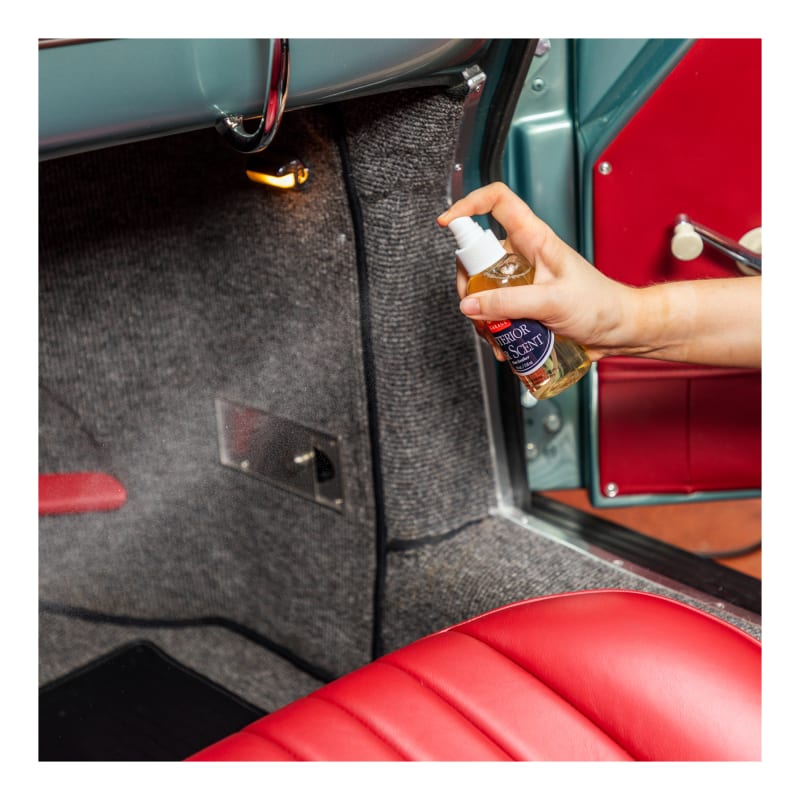 Fine Leather Car Scent  4 oz Bottle - Griot's Garage
