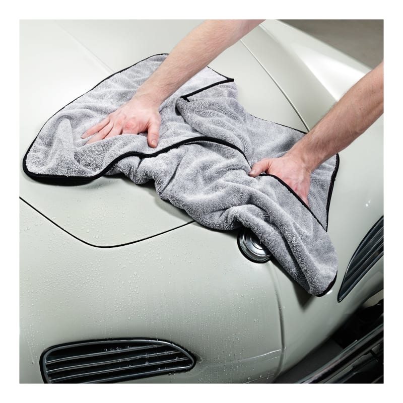 The Microfiber Car Drying Towel Is The First Need Of Drivers Who