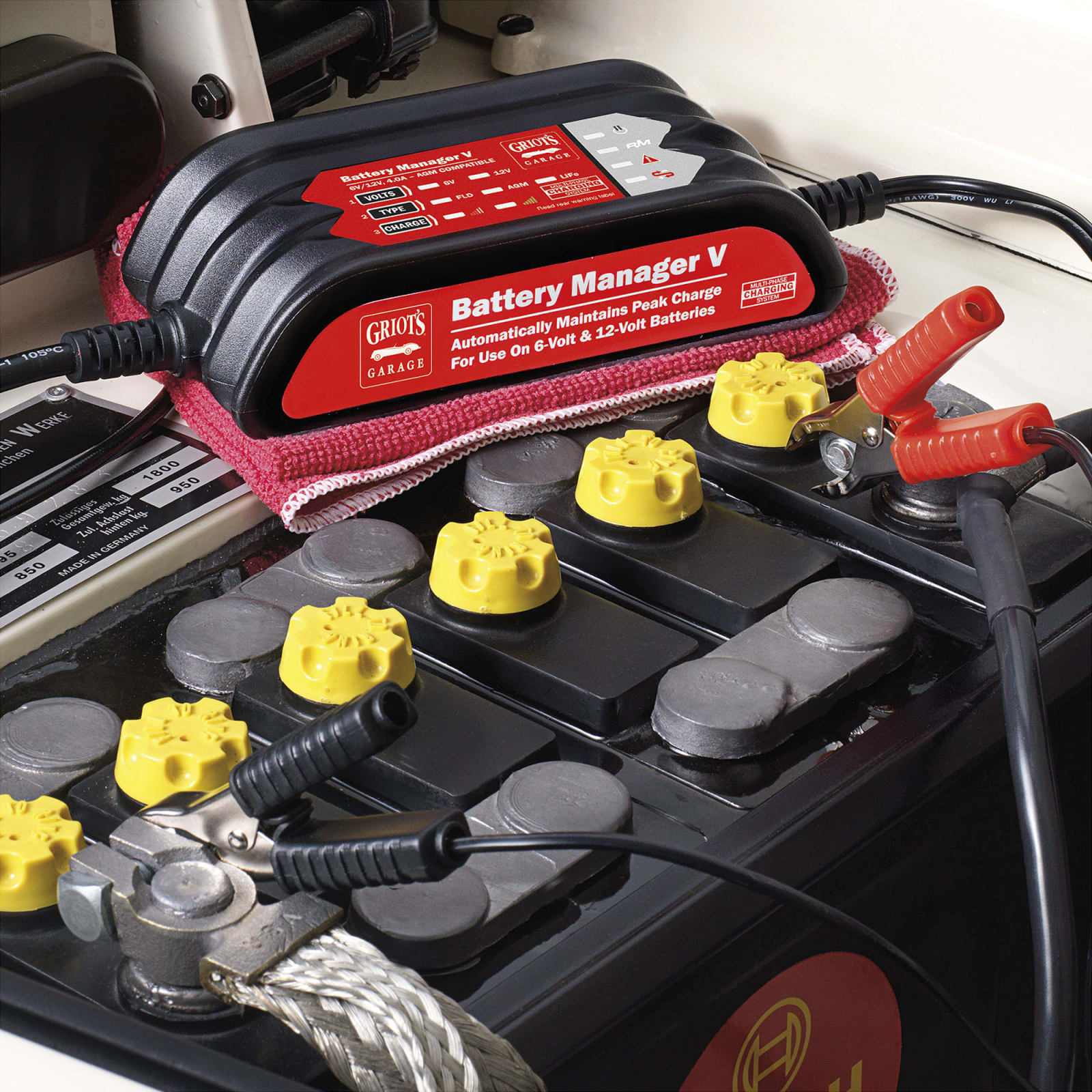 Instruction Manual: 6 Volt / 12 Volt Automatic Battery Maintainer, PDF, Battery  Charger